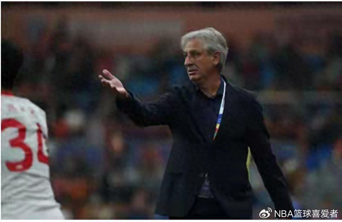 B体育登录入口-中超洋帅新局：一场爆冷，撕开冠军假面？|河南队|塞尔吉奥·拉莫斯|上海海港|上海申花足球俱乐部|穆斯卡特_新浪体育_新浪新闻