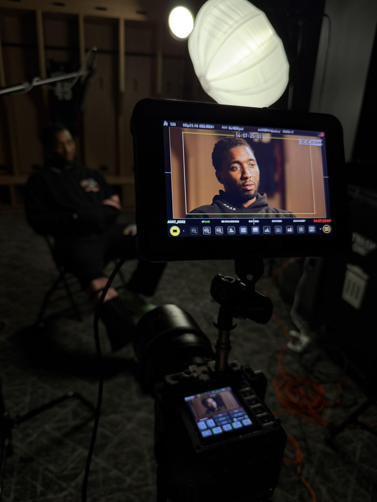 B体育官方入口-米切尔憋了3年终于摊牌：季后赛日记要来了，但只给ESPN